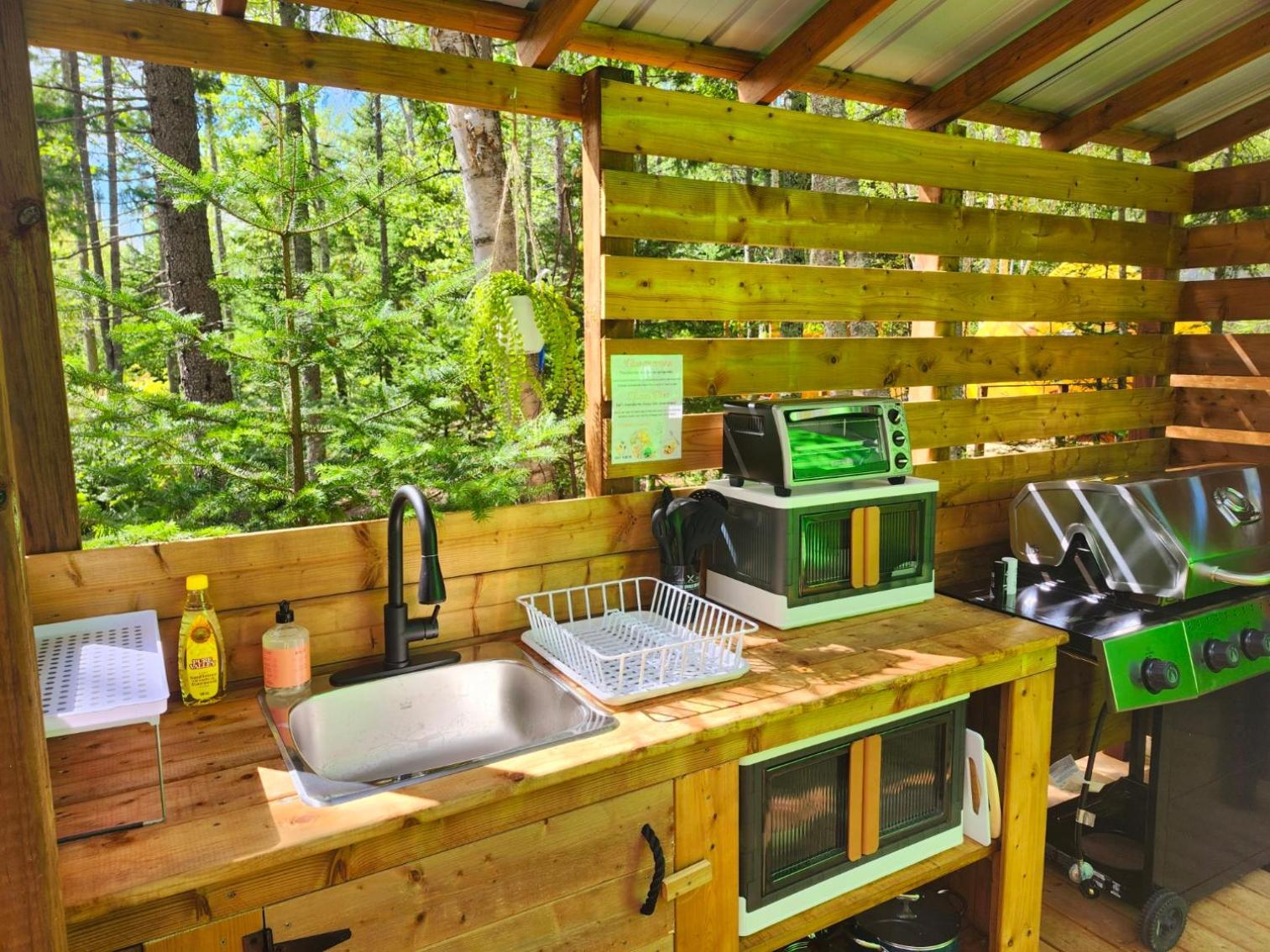 Estrella Glamping Hotel Caraquet Exterior photo